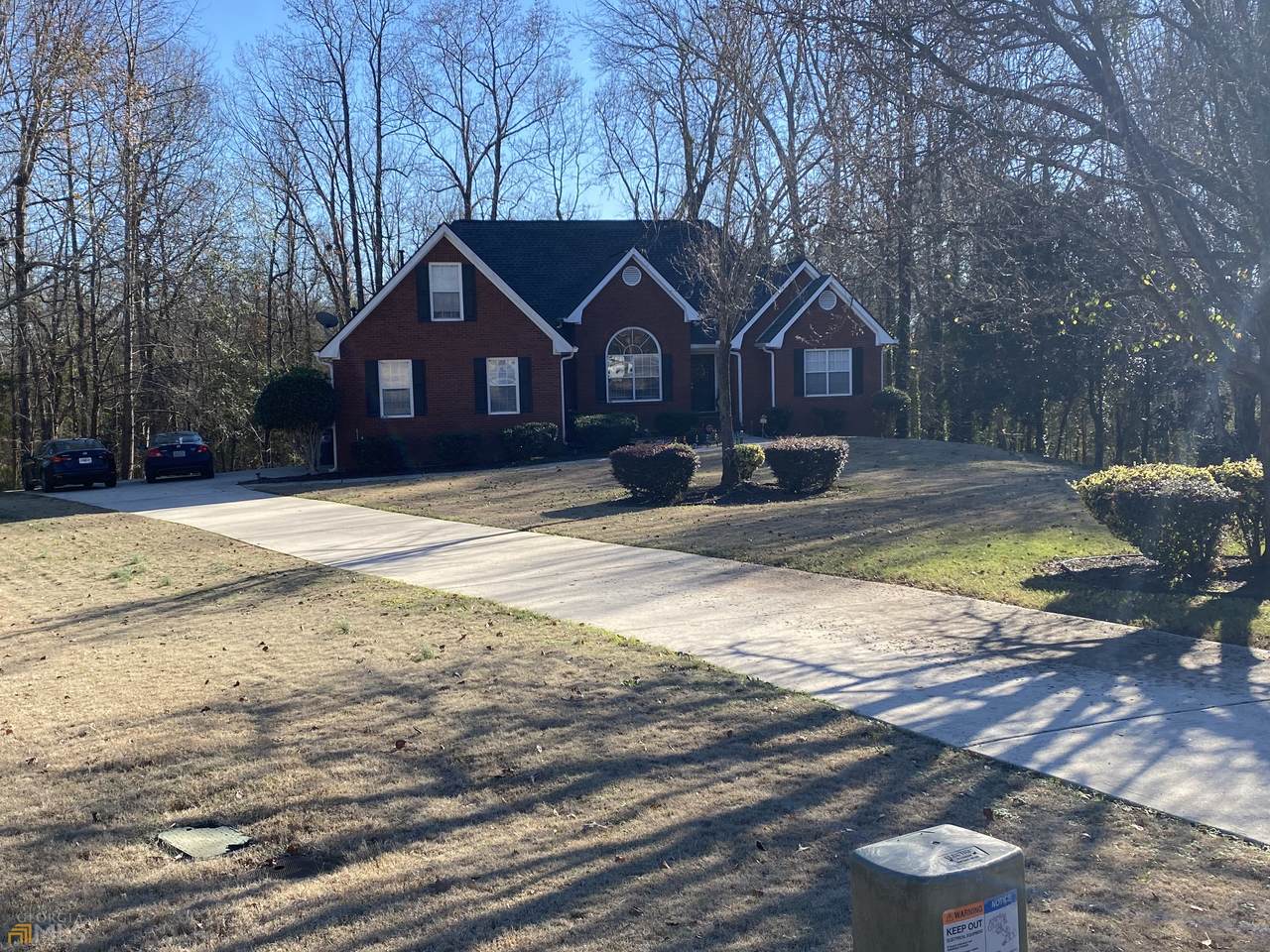 464 Savannah Place - Photo 1