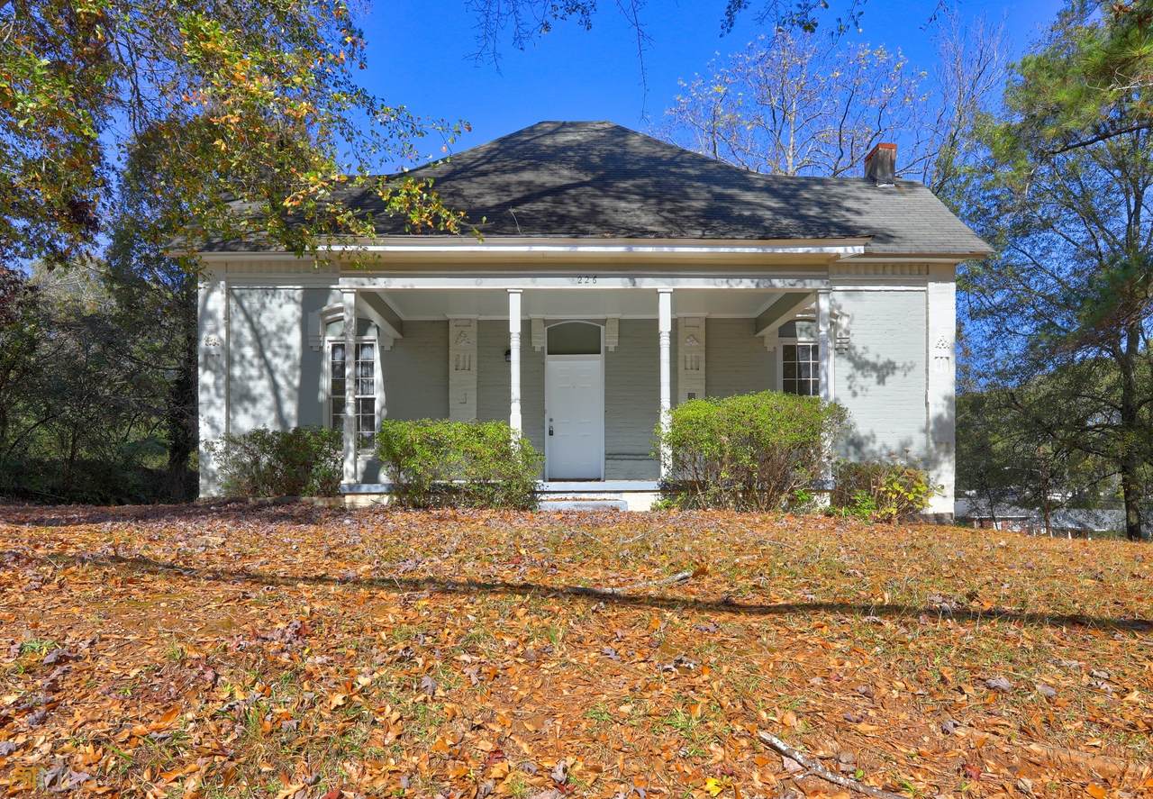 226 Austin Avenue - Photo 1