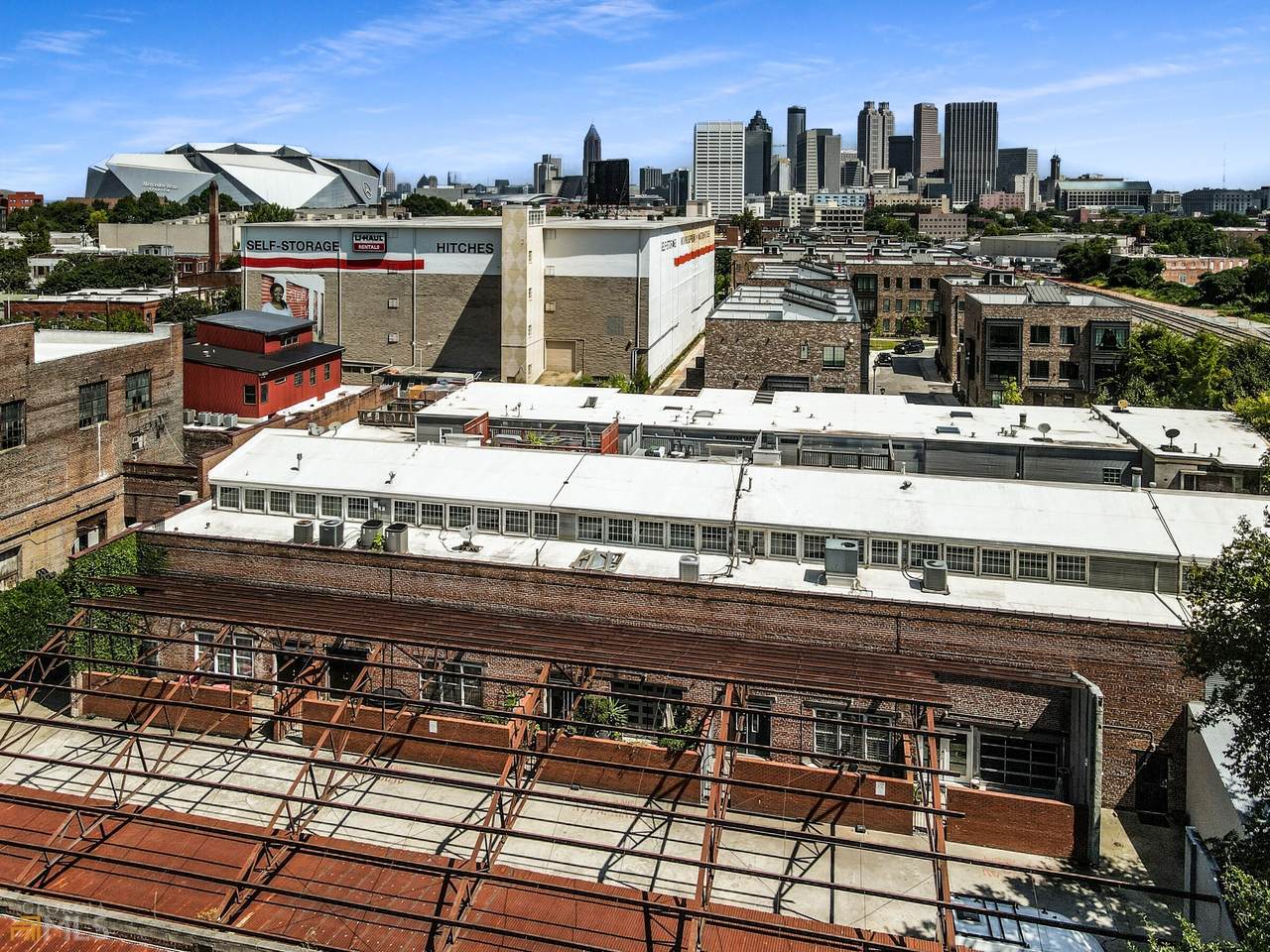 320 Peters Street - Photo 1