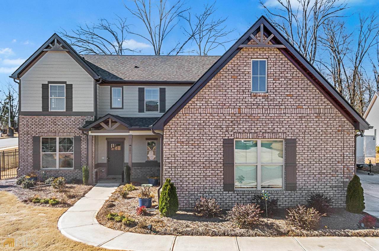 201 Zora Place - Photo 1
