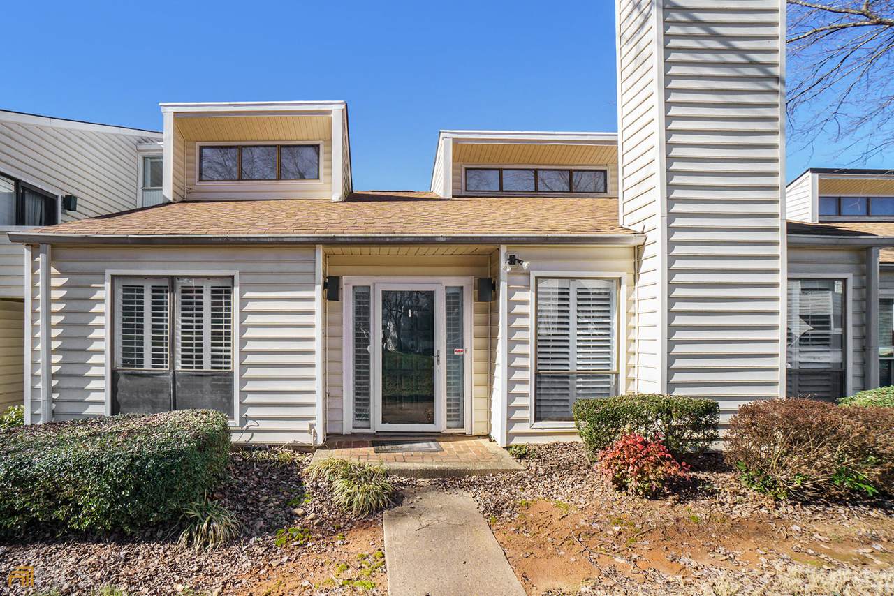 607 Serramonte Drive - Photo 1