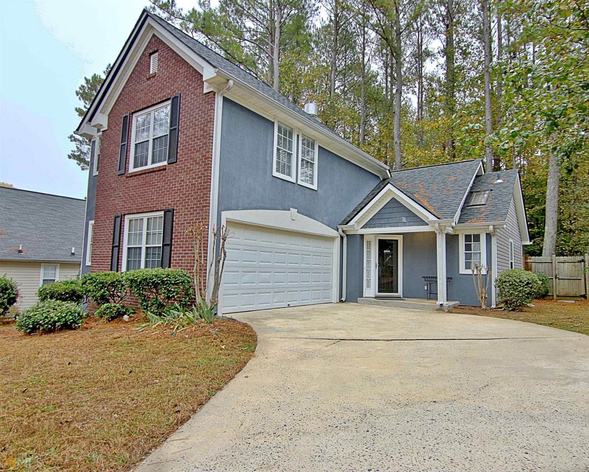 728 Fairfield Drive - Photo 1
