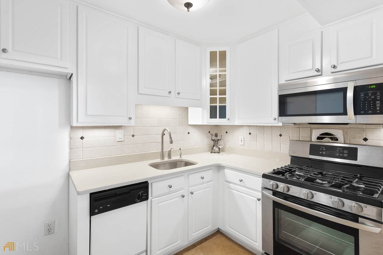 2965 Pharr Court South - Photo 1