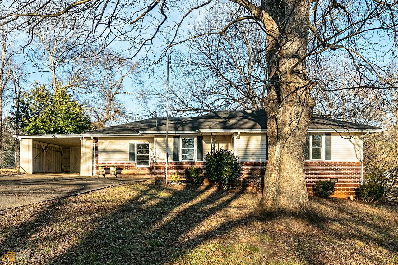 520 Clover Drive - Photo 1