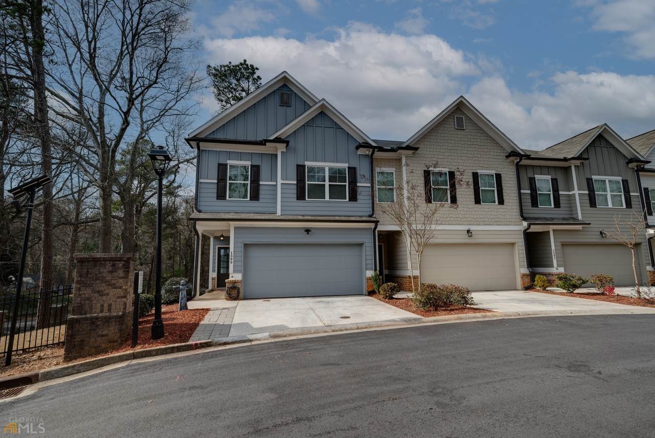 1399 Heights Park Drive - Photo 1