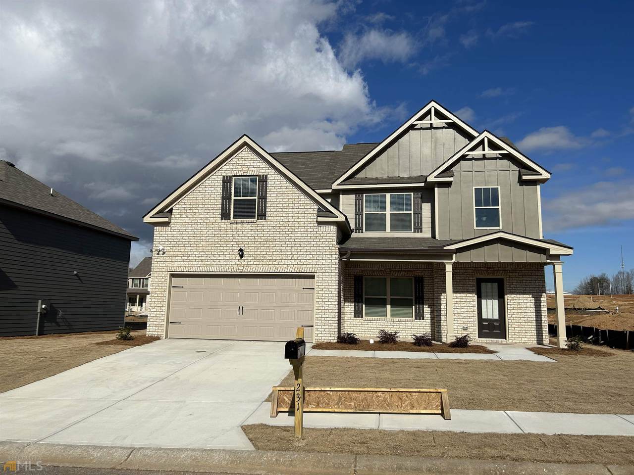 231 Golden Raintree Drive - Photo 1