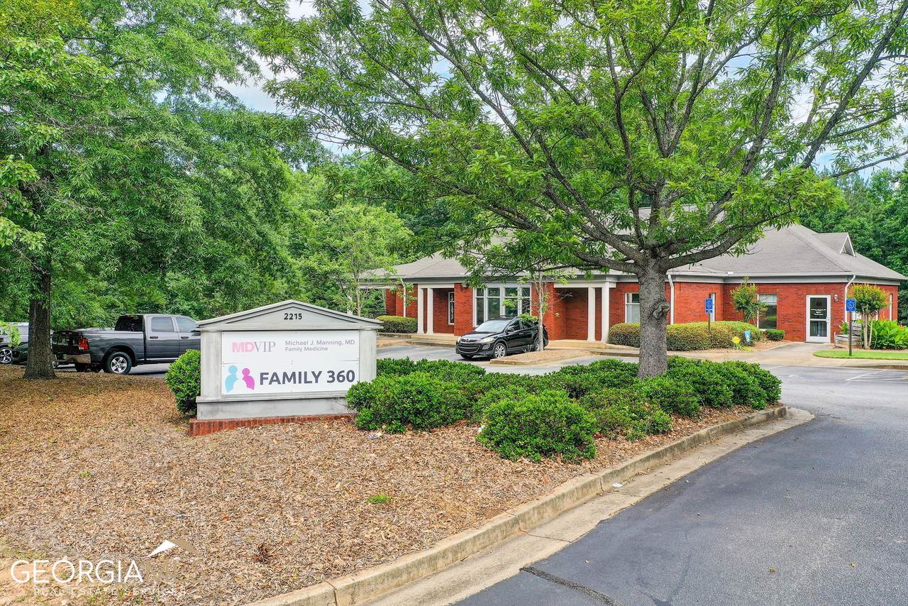 2215 Exchange Place - Photo 1