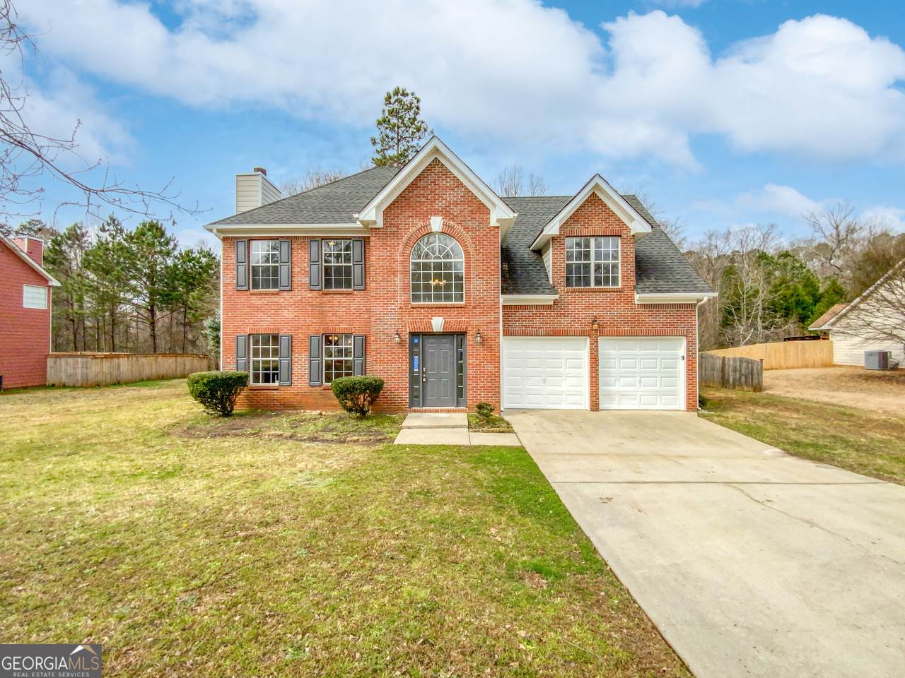 140 Barrington Parkway - Photo 1