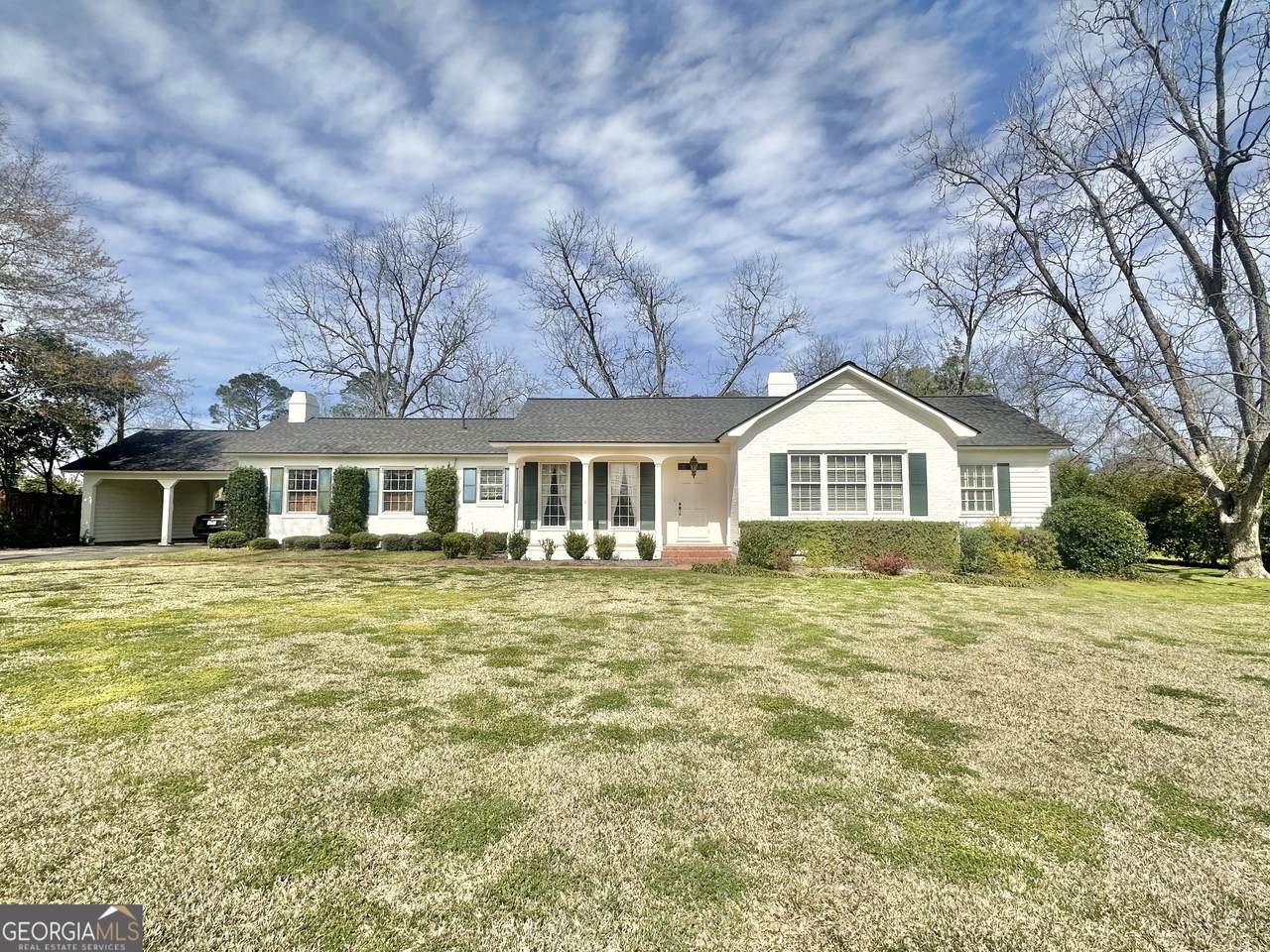 602 9th Avenue - Photo 1