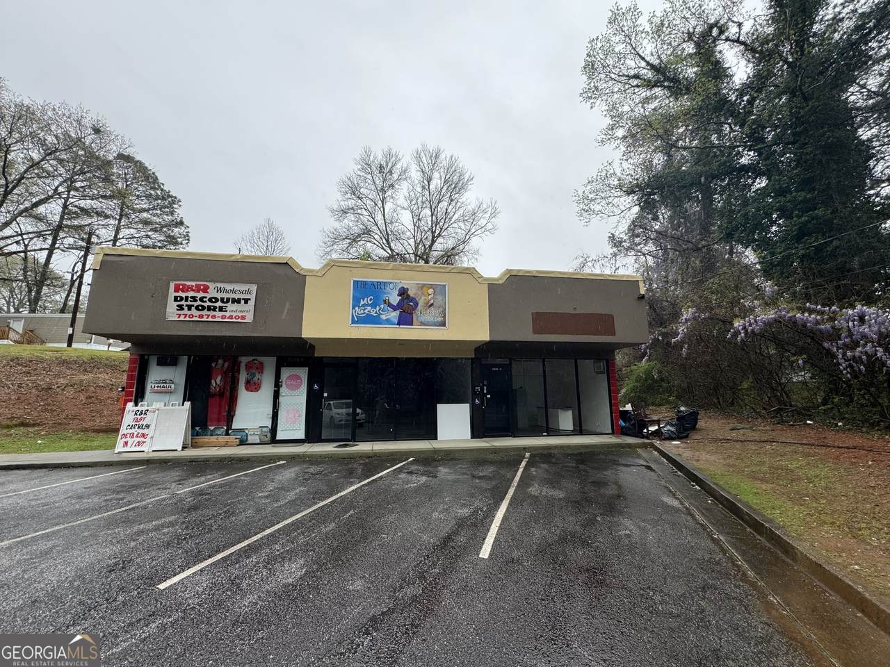 2329 Veterans Memorial Highway - Photo 1