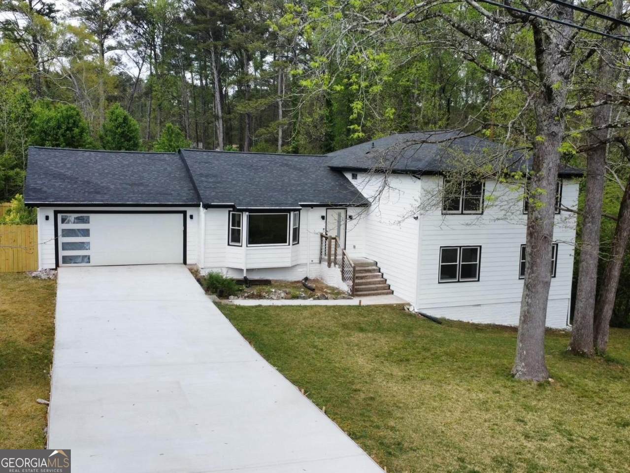3950 Veracruz Court - Photo 1