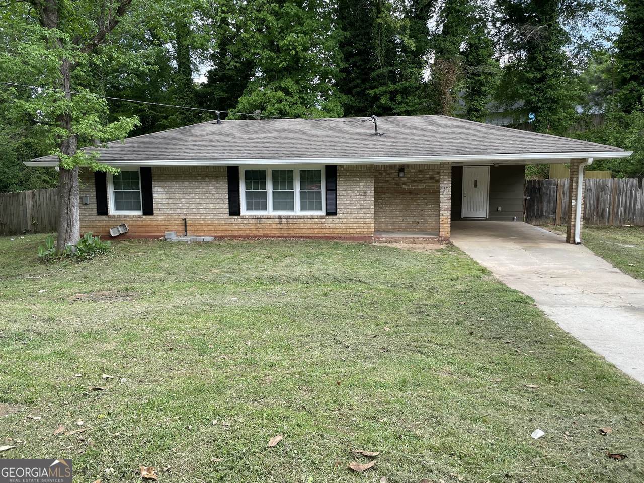 4810 Pinedale Drive - Photo 1
