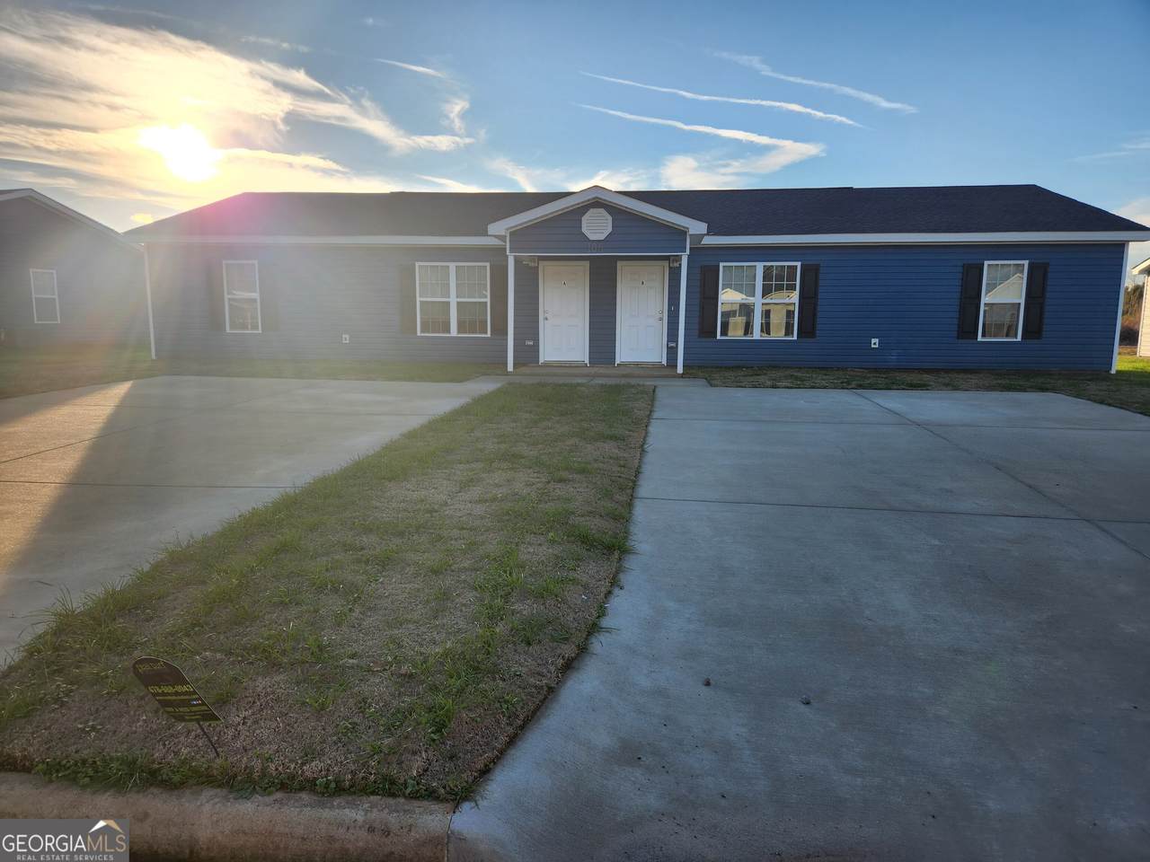 110 Ronald Pride Blvd. - Photo 1