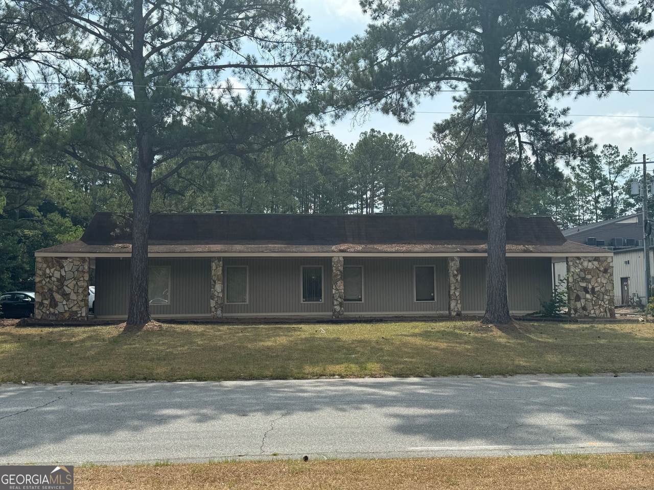 106 Olympia Drive - Photo 1