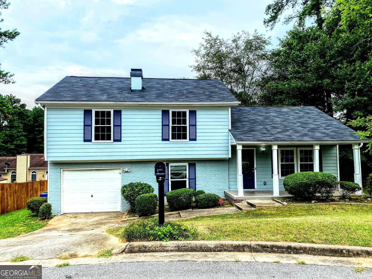 5617 Regency Manor Court - Photo 1