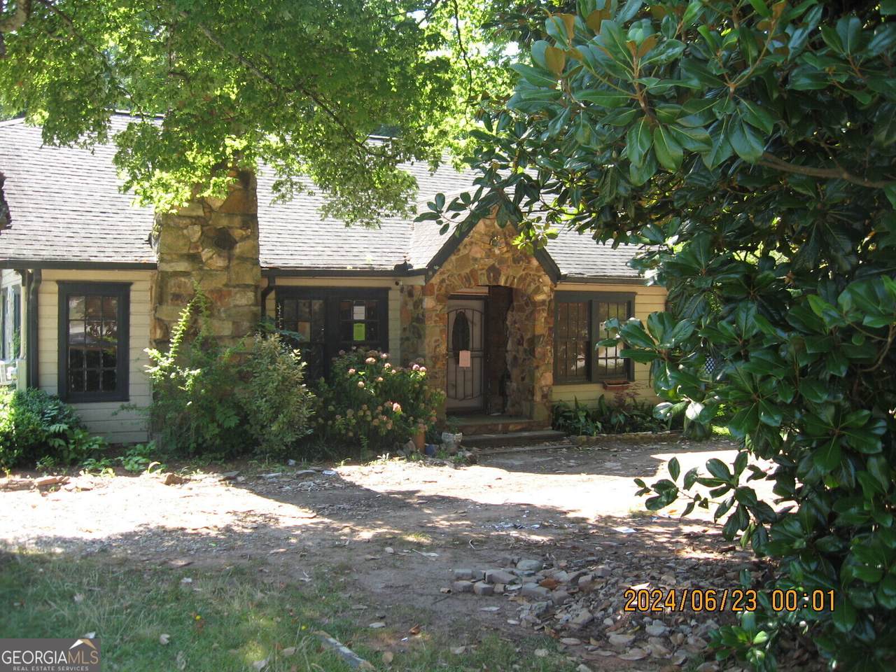 960 Stone Mountain Lithonia Road - Photo 1