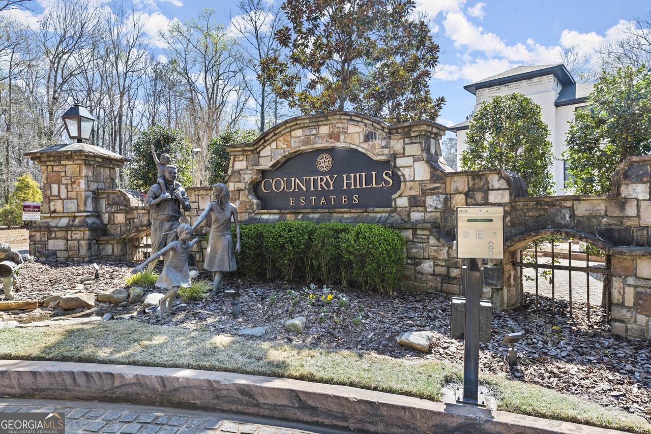 570 Belada Boulevard - Photo 1