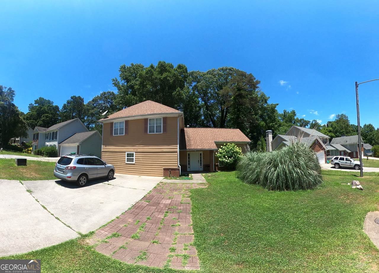 4792 Brasac Drive - Photo 1