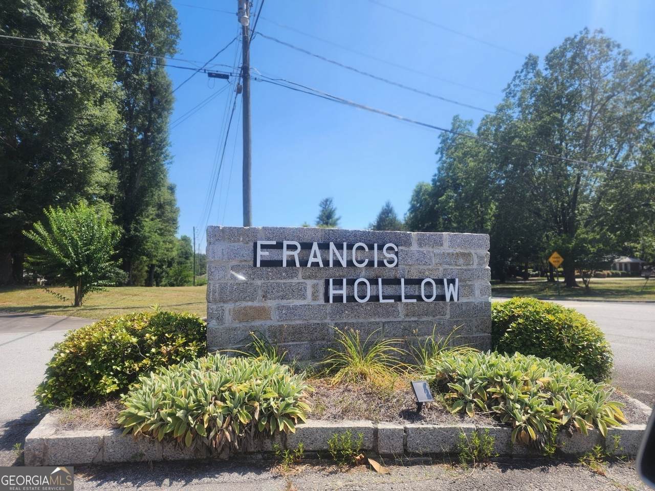 1804 Wiggins Circle - Photo 1