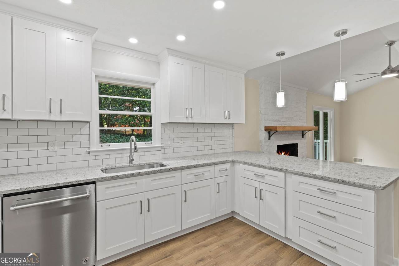 2911 Haralson Road - Photo 1