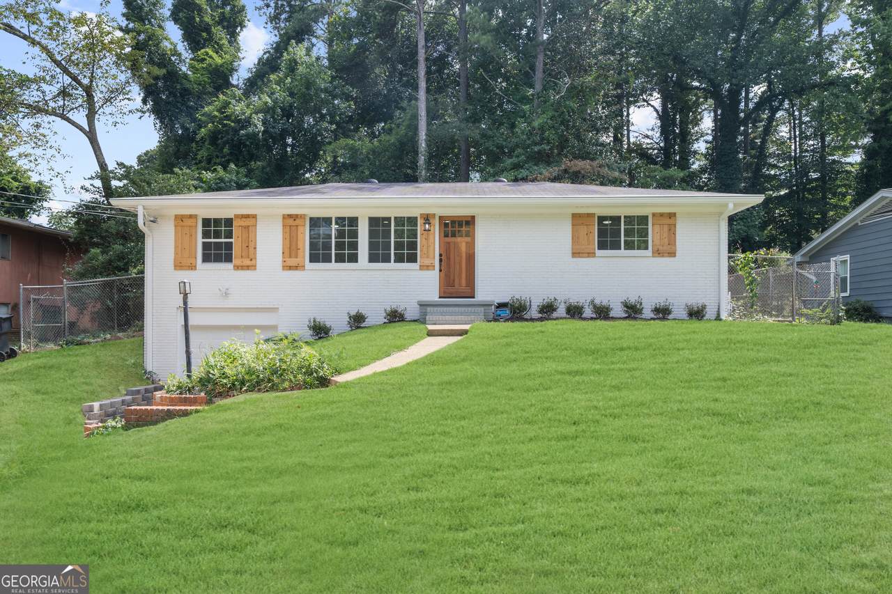 2842 Lancaster Drive - Photo 1