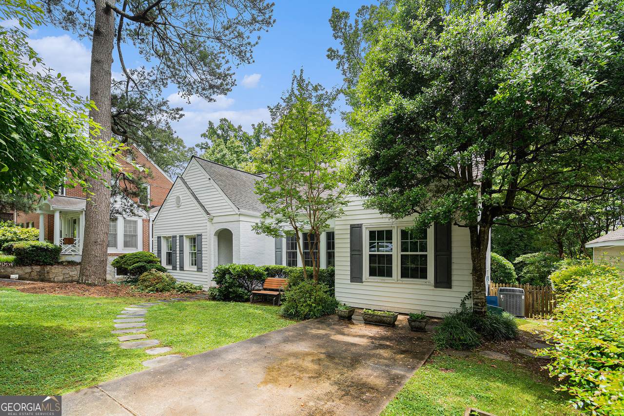 188 Pinecrest Avenue - Photo 1