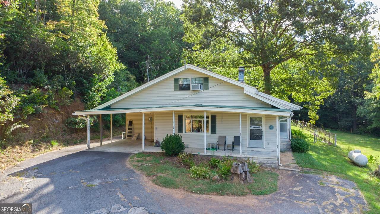 239 Glenn Elliott Road - Photo 1