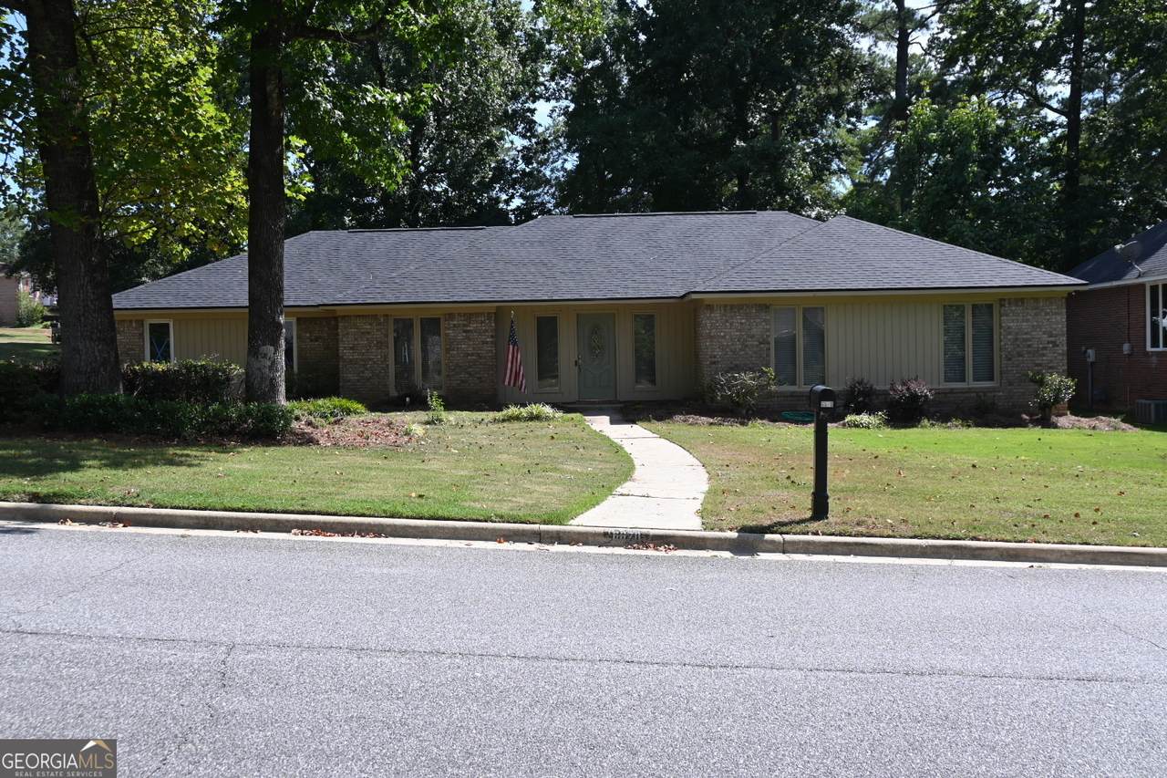 6670 Springlake Drive - Photo 1