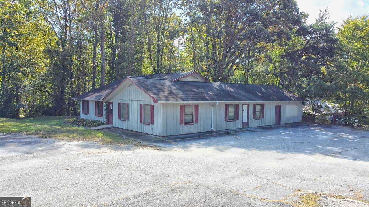 1552 Highway 441 - Photo 1
