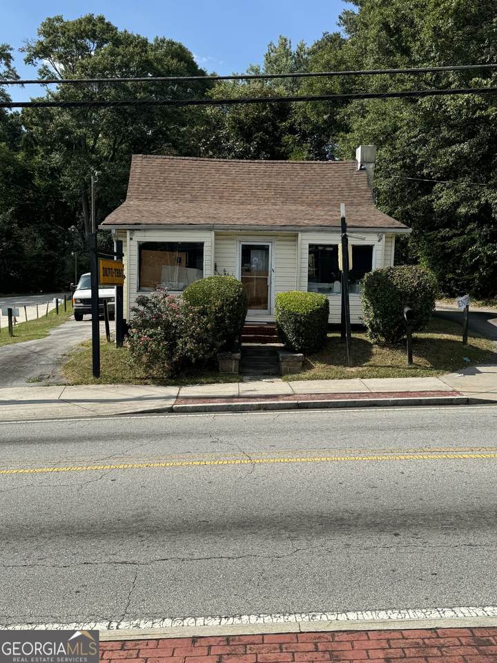 6814 Main Street - Photo 1