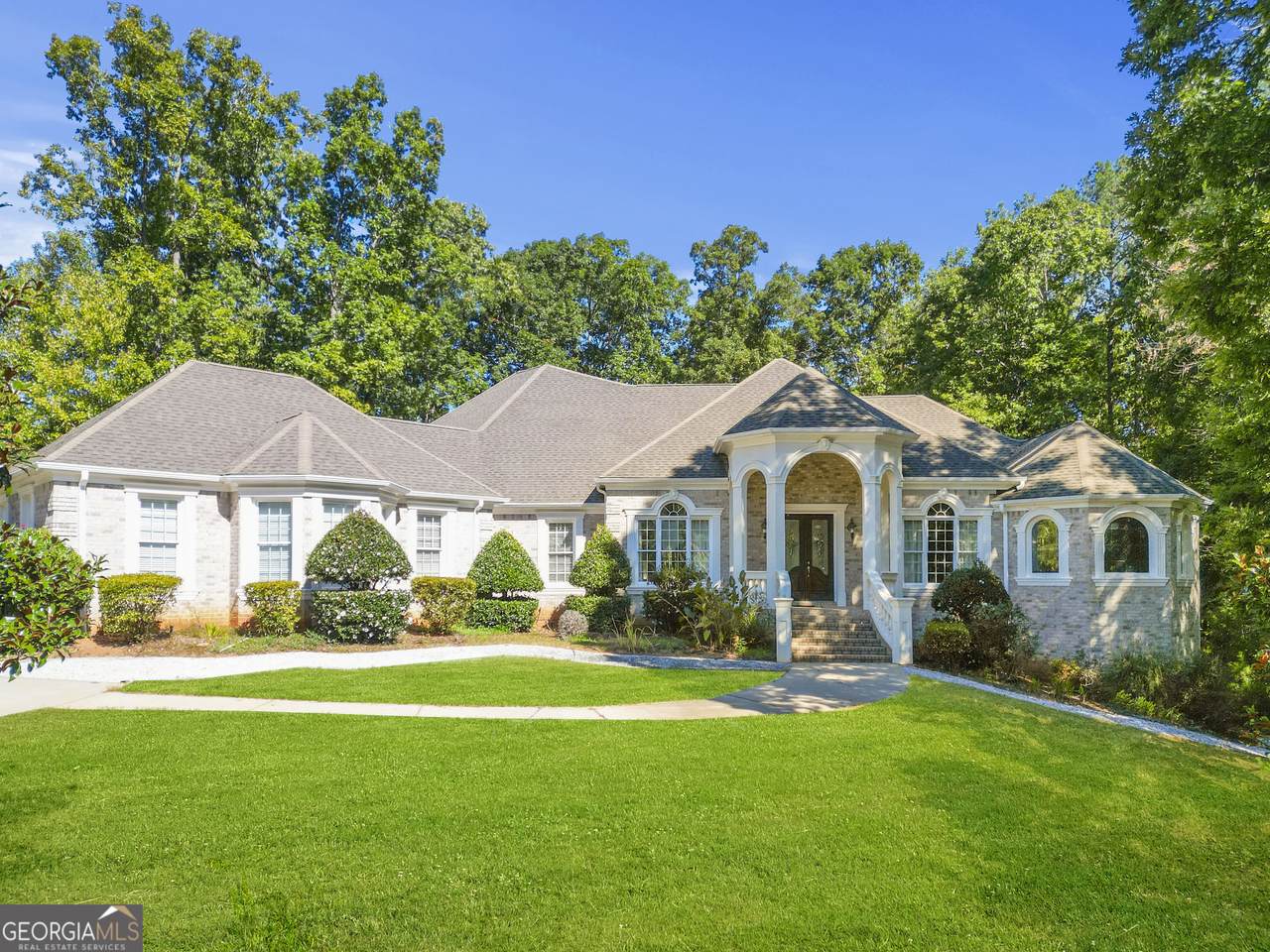 1565 Mountain Shadow Trail - Photo 1