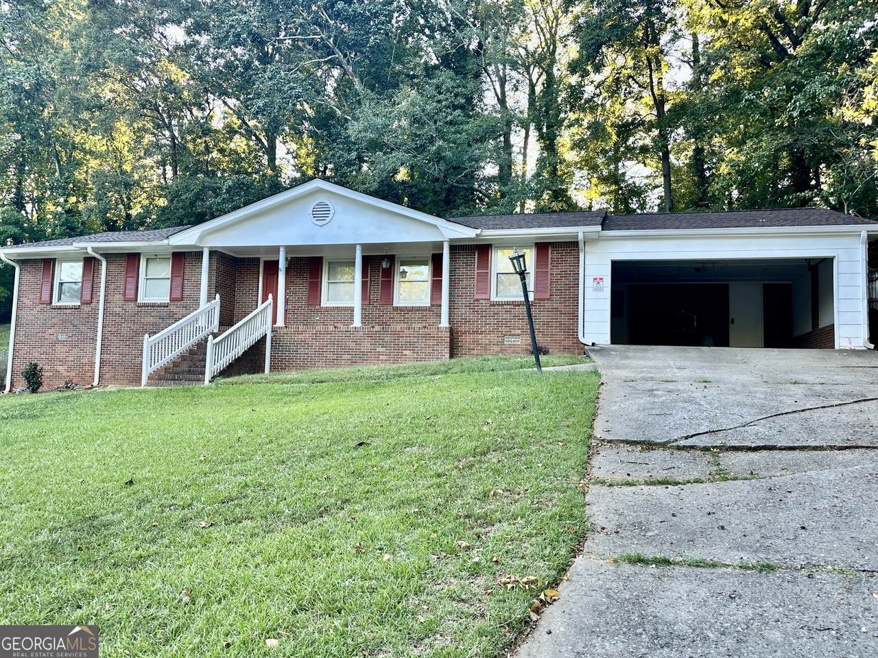 1196 Burbank Trail - Photo 1