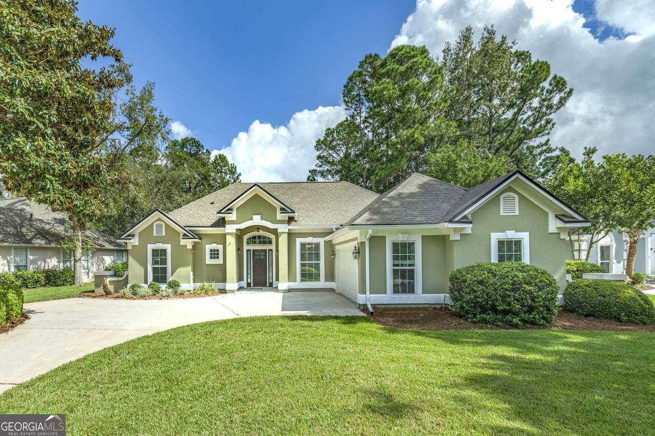 233 Cardinal Circle - Photo 1