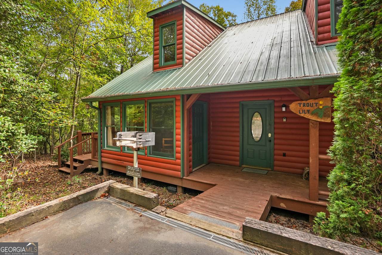69 Blue Creek Cove - Photo 1