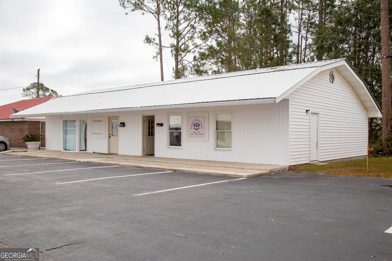 680 Main Street - Photo 1