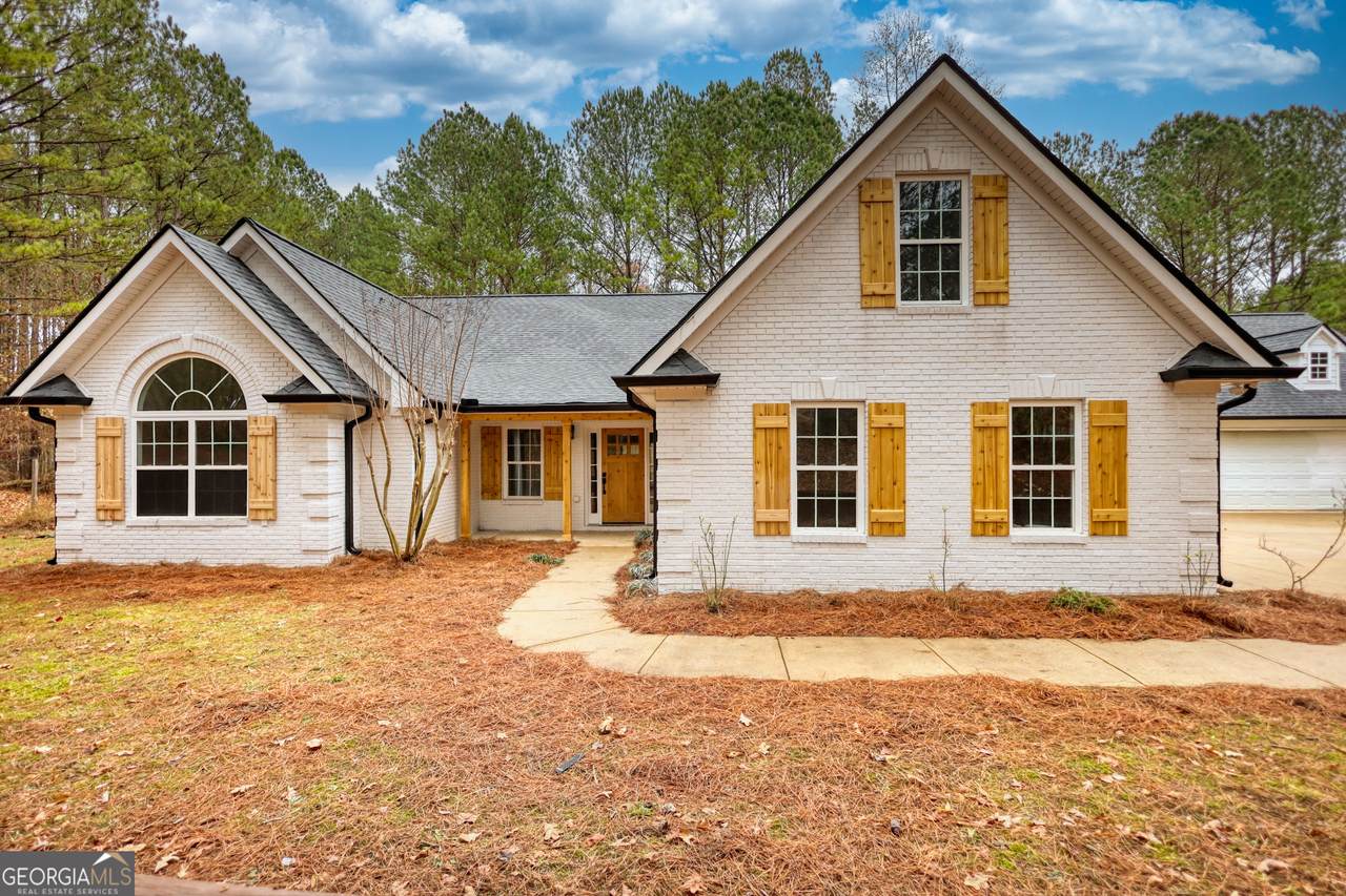 1020 Brenda Lane - Photo 1