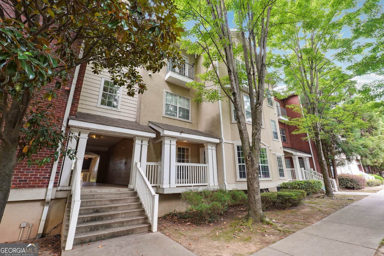 5641 Roswell Road - Photo 1