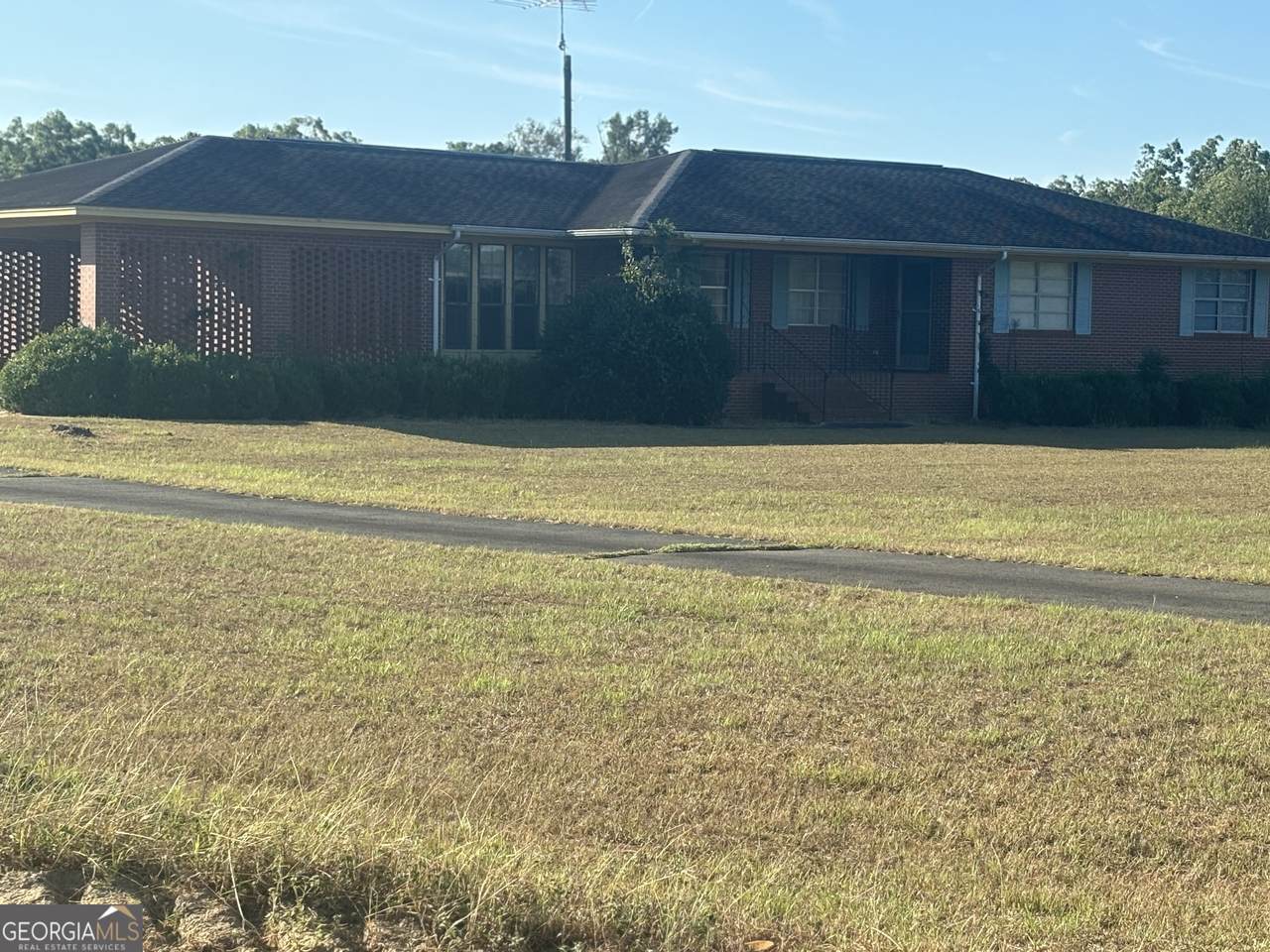 1943 Vienna Highway - Photo 1
