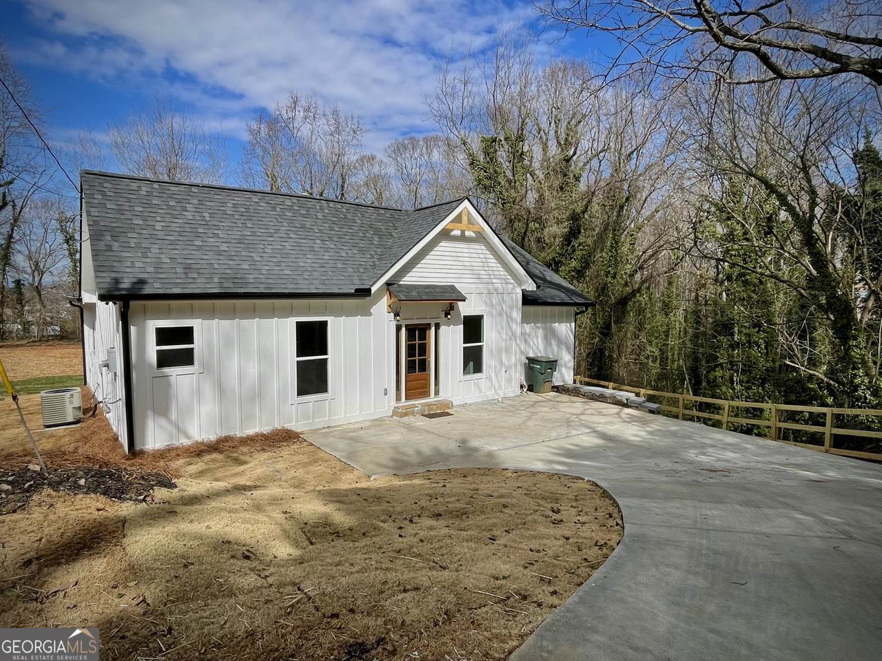 175 Hillcrest Street - Photo 1