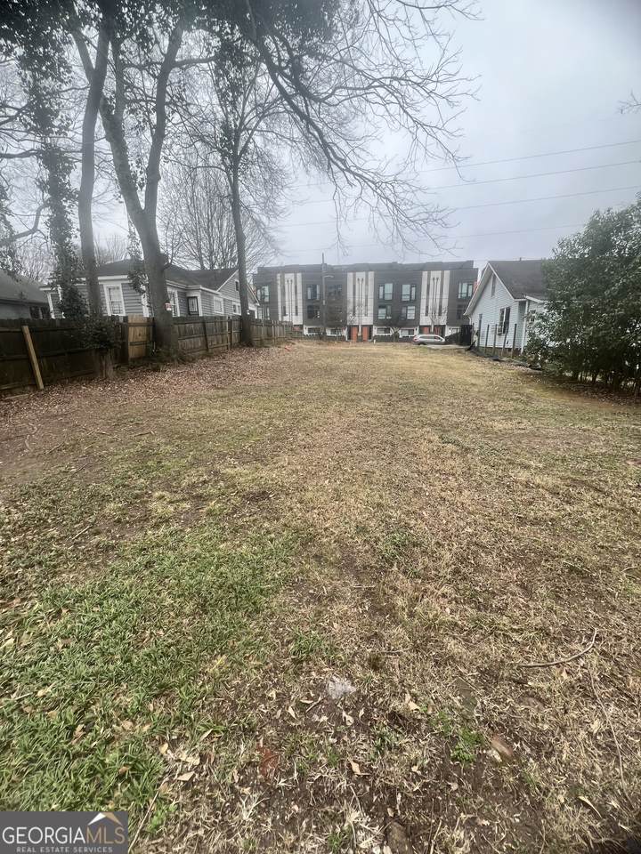 47 Moreland Avenue - Photo 1