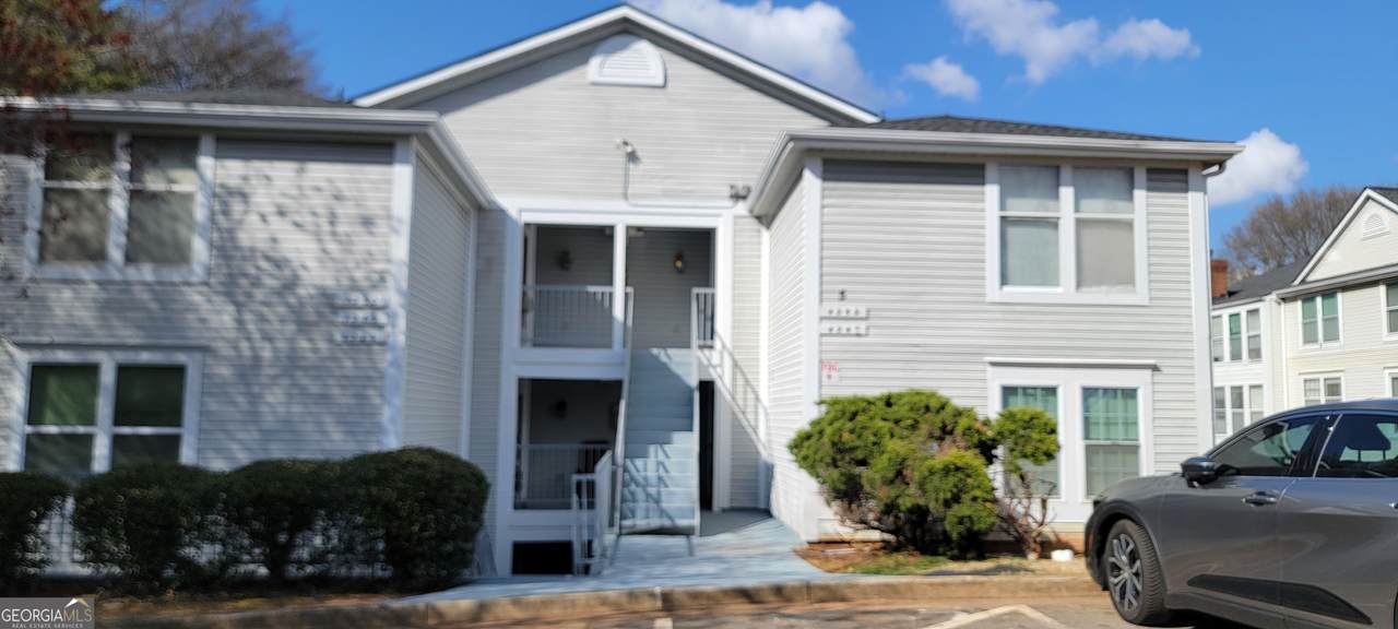 4252 Parkview Court - Photo 1