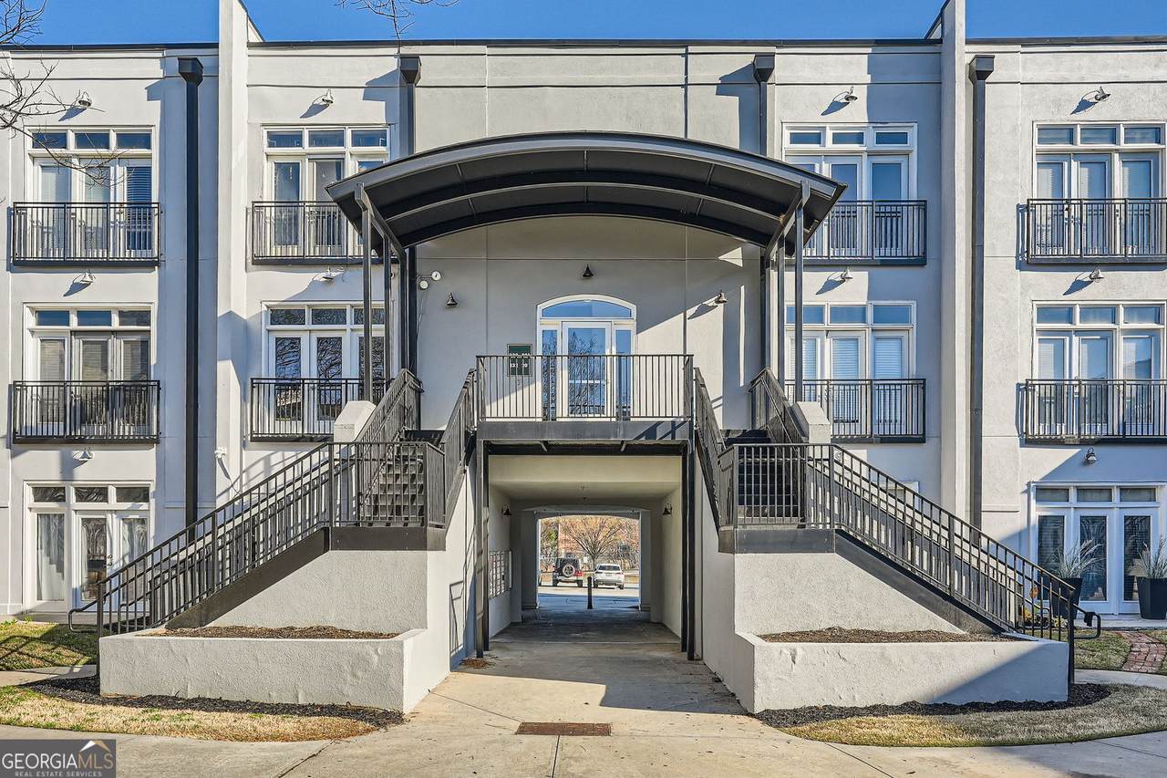 502 Pryor Street - Photo 1