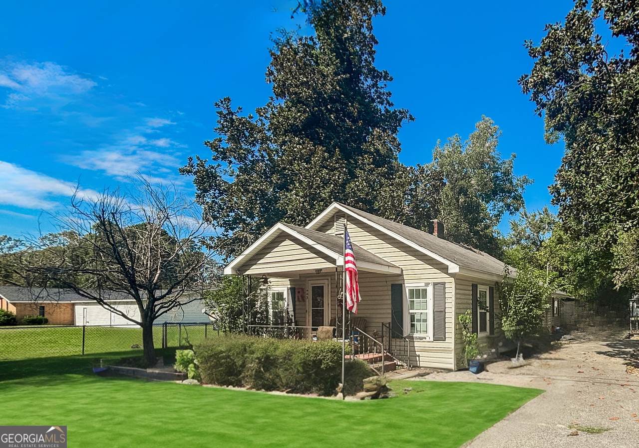 443 Virginia Avenue - Photo 1
