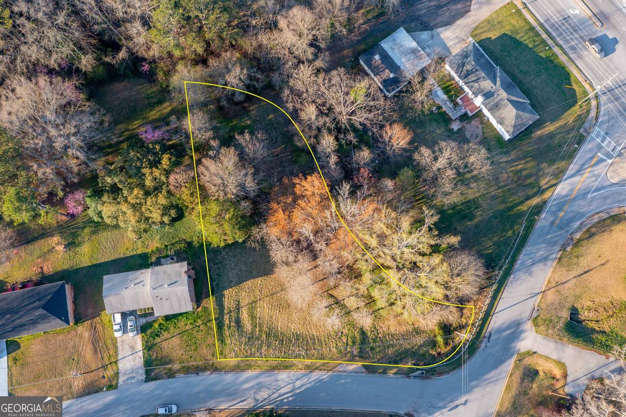 1001 Fox Street - Photo 1