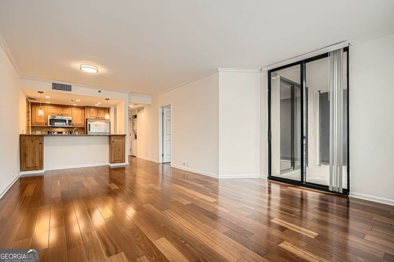 3481 Lakeside Drive - Photo 1