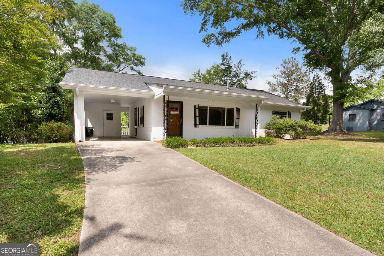 223 Manley Road - Photo 1