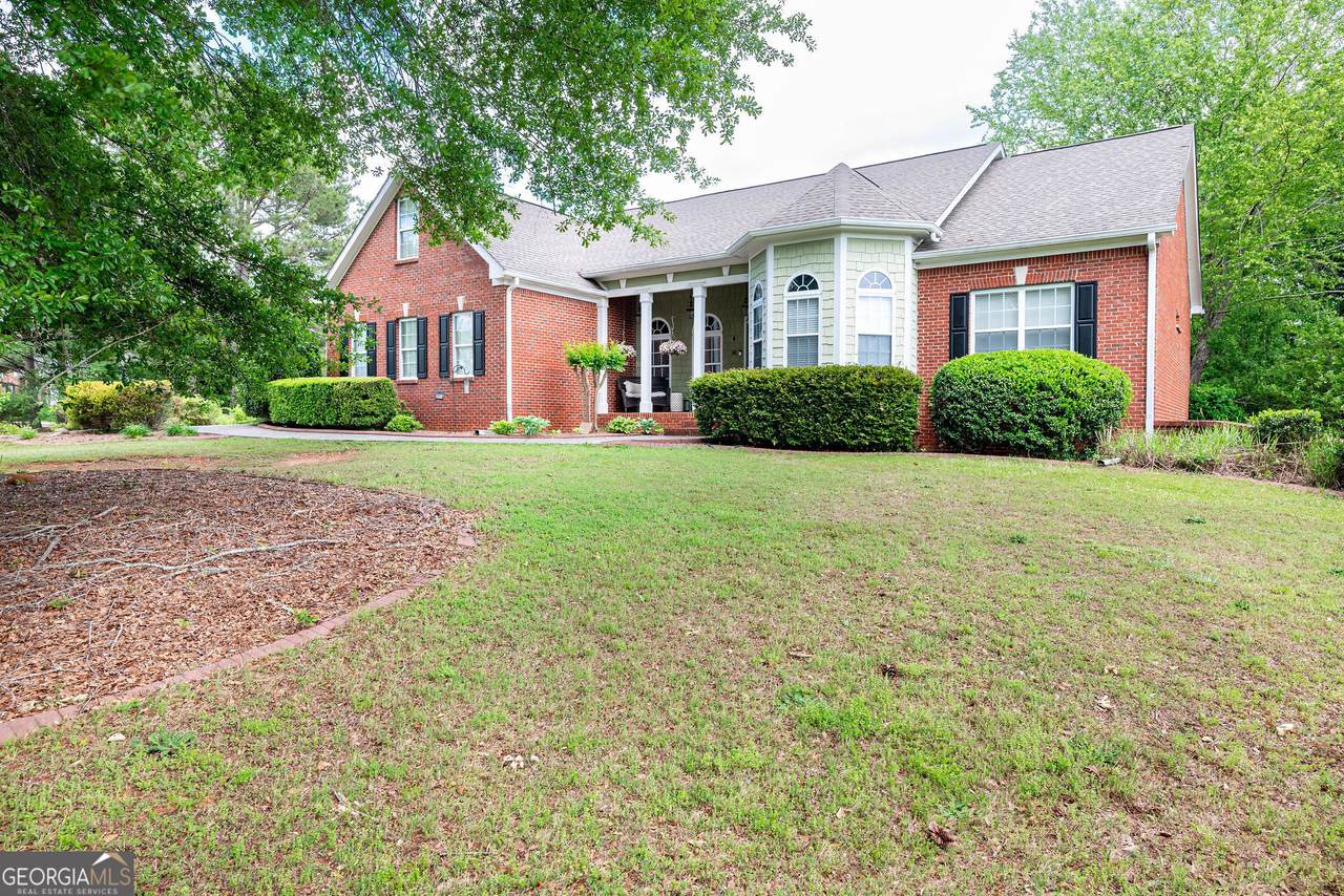 1510 Pecan Plantation Court - Photo 1