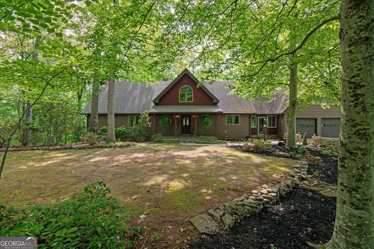 9511 Highpoint Road - Photo 1