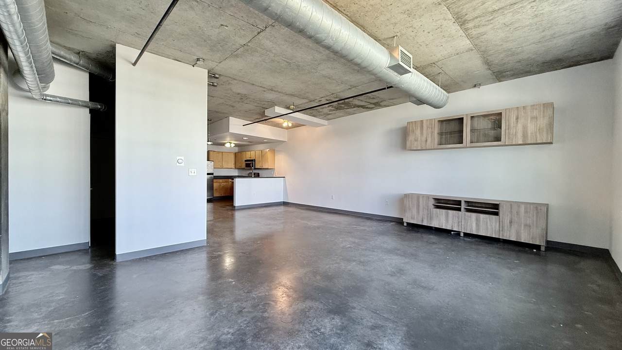 115 Peachtree Place - Photo 1