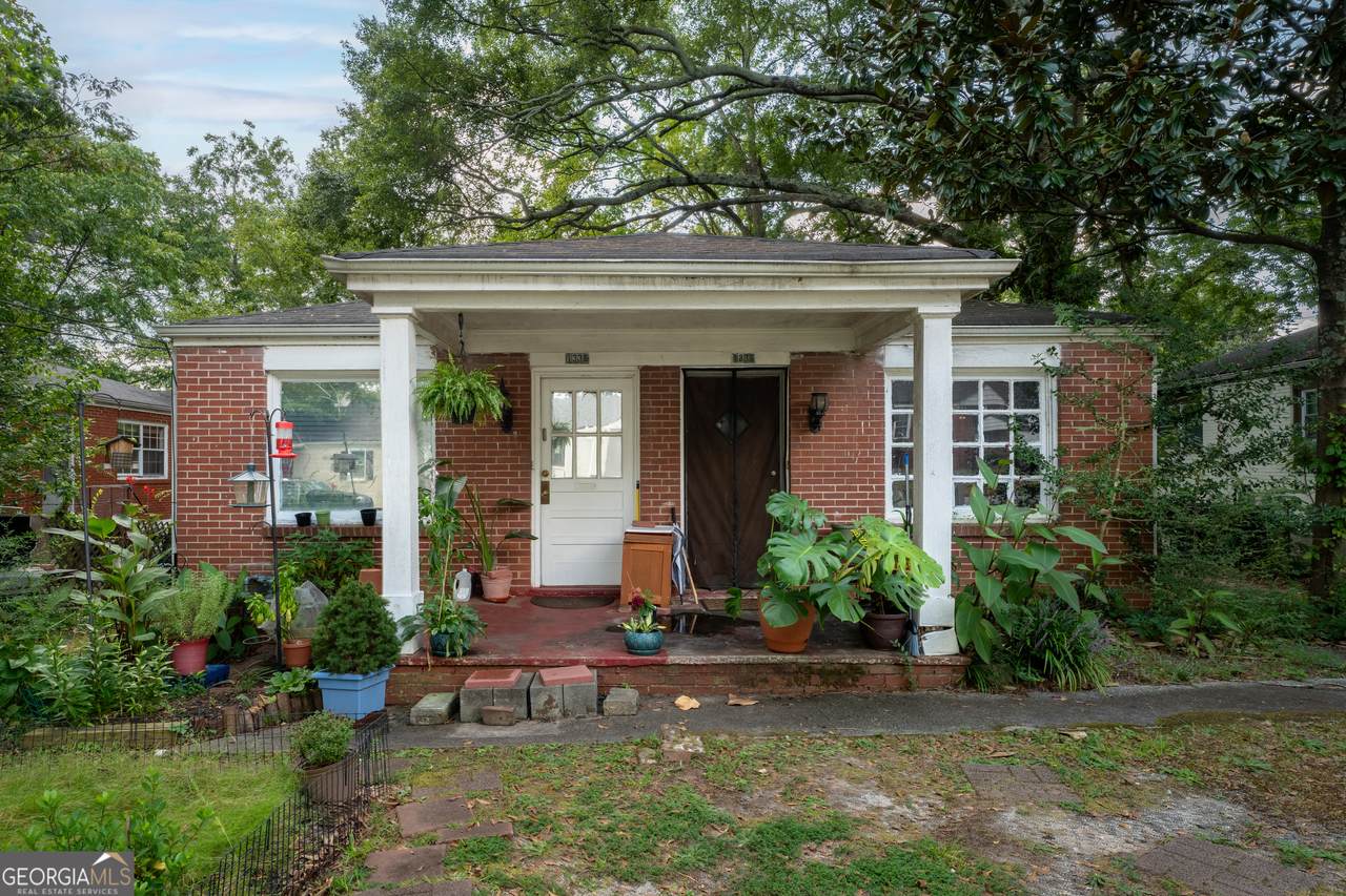 1336 Sharon Street - Photo 1